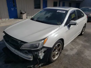 2015 Subaru Legacy 2.5i Limited with VIN 4S3BNBN69F3029426, listed as a Copart auction lot 66174032 with 122,815 mi miles. Bid and sale history available at carsss.com. Image 2.