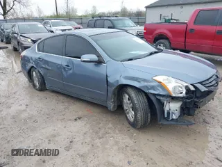 2012 Nissan Altima 2.5 S with VIN 1N4AL2AP3CN404443, listed as a IAAI auction lot 41965031 with 121,613 mi miles. Bid and sale history available at carsss.com. Image 1.