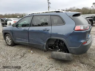 2020 Jeep Cherokee Latitude with VIN 1C4PJLCB4LD620468, listed as a Copart auction lot 86013154 with 77,735 mi miles and Salvage Title. Bid and sale history available at carsss.com. Image 2.