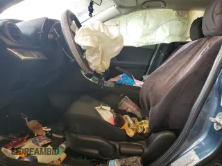 2010 Mazda 3 i SV with VIN JM1BL1SF2A1135533, listed as a Copart auction lot 52078105 with Not Provided miles and Salvage Title. Bid and sale history available at DreamBid. Image 7.