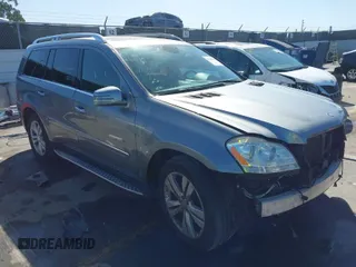 2011 Mercedes-Benz GL-Class GL 450 with VIN 4JGBF7BE1BA692013, listed as a IAAI auction lot 41824196 with 138,710 mi miles. Bid and sale history available at carsss.com. Image 1.