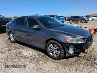2014 Volkswagen Passat S with VIN 1VWAT7A32EC050253, listed as a Copart auction lot 55683255 with 122,329 mi miles and Salvage title. Bid and sale history available at DreamBid. Image 4.