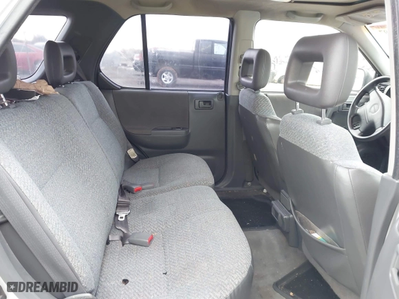 1998 Isuzu Rodeo S with VIN 4S2CM58W6W4375632, listed as a IAAI auction lot 41659797 with 195,732 mi miles. Bid and sale history available at carsss.com. Image 8.