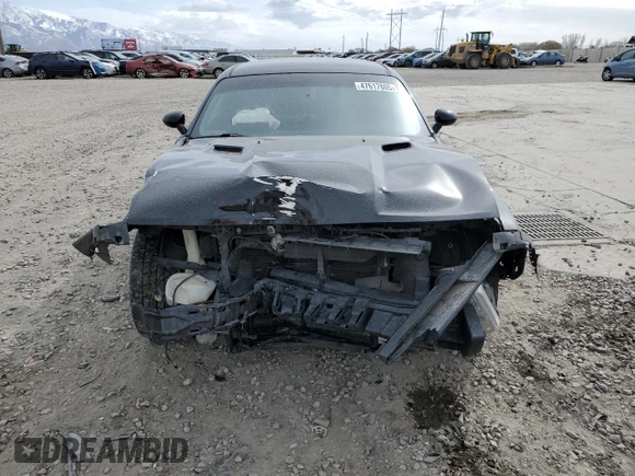 2014 Dodge Challenger R/T z VIN 2C3CDYBT4EH186379, wystawiony jako Copart lot #47617805 z przebiegiem 131 131 mil mil oraz Szkoda całkowita • Salvage title. Historia ofert i sprzedaży dostępna na DreamBid. Obrazek 5.