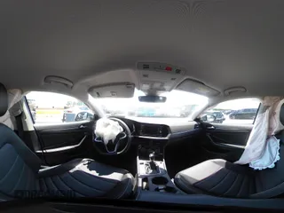 2024 Volkswagen Jetta SE z VIN 3VWEM7BU9RM057291, wystawiony jako IAAI lot #42346409 z przebiegiem 22 301 mil mil oraz . Historia ofert i sprzedaży dostępna na DreamBid. Obrazek 18.