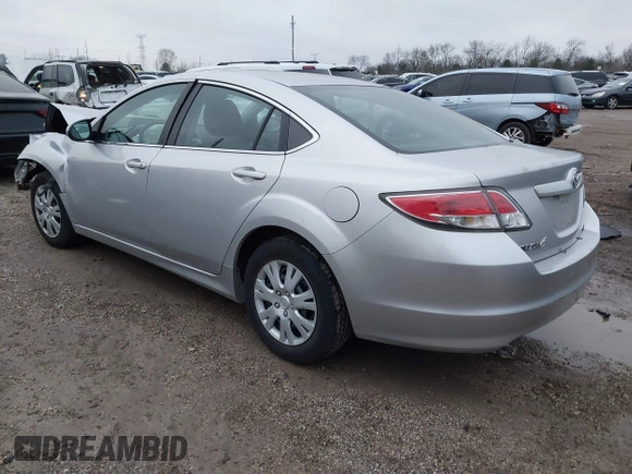 2011 Mazda Mazda6 i Sport with VIN 1YVHZ8BH3B5M01777, listed as a IAAI auction lot 40861511 with 196,492 mi miles. Bid and sale history available at carsss.com. Image 3.
