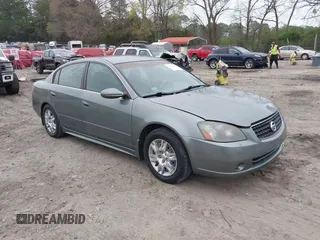2006 Nissan Altima 2.5 S with VIN 1N4AL11D26N436241, listed as a IAAI auction lot 41907892 with 195,751 mi miles. Bid and sale history available at carsss.com. Image 1.
