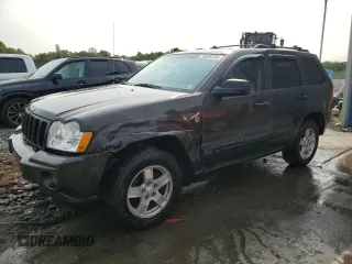 2005 Jeep Grand Cherokee Laredo with VIN 1J4HR48N35C558411, listed as a Copart auction lot 59089705 with 307,273 mi miles and Salvage title. Bid and sale history available at DreamBid. Image 1.