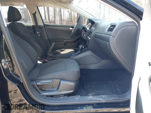 2011 Volkswagen Jetta Sedan S with VIN 3VW2K7AJ7BM066044, listed as a IAAI auction lot 41480004 with 128,407 mi miles. Bid and sale history available at carsss.com. Image 5.