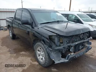 2004 Nissan Titan SE z VIN 1N6AA07A24N588067, wystawiony jako IAAI lot #42563380 z przebiegiem 162 892 mil mil oraz . Historia ofert i sprzedaży dostępna na DreamBid. Obrazek 1.