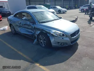 2011 Volvo C70 with VIN YV1672MCXBJ115914, listed as a IAAI auction lot 41834722 with 84,341 mi miles. Bid and sale history available at carsss.com. Image 1.