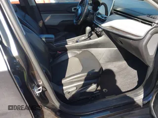 2022 Jeep Compass Latitude with VIN 3C4NJCBB6NT224970, listed as a IAAI auction lot 41689596 with 36,314 mi miles and . Bid and sale history available at carsss.com. Image 5.