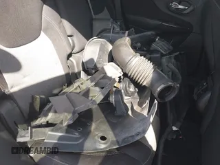 2017 Jeep Cherokee Altitude с VIN 1C4PJLAB5HW559579, выставлен на аукционе IAAI как лот 41767837 с пробегом 182 873 миль миль и . История ставок и продаж доступна на DreamBid. Изображение 12.