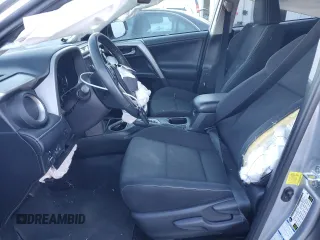 2018 Toyota RAV4 XLE with VIN 2T3RFREV8JW725504, listed as a Copart auction lot 84792264 with 41,501 mi miles and Salvage Title. Bid and sale history available at carsss.com. Image 7.