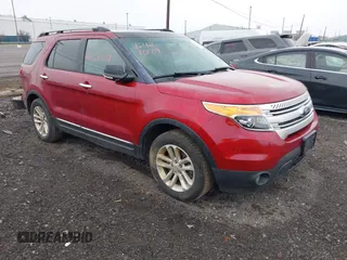 2013 Ford Explorer XLT with VIN 1FM5K8D85DGC90193, listed as a IAAI auction lot 42121079 with 290,888 mi miles and . Bid and sale history available at DreamBid. Image 1.