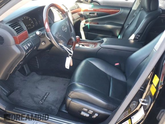 2011 Lexus LS with VIN JTHDU1EF3B5013340, listed as a Copart auction lot 82902224 with 60,910 mi miles and Salvage title. Bid and sale history available at DreamBid. Image 7.