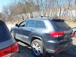2013 Jeep Grand Cherokee Laredo with VIN 1C4RJFAG4DC653079, listed as a IAAI auction lot 41726726 with 152,356 mi miles. Bid and sale history available at carsss.com. Image 15.