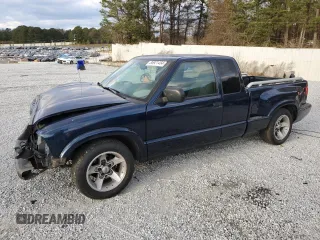 2001 GMC Sonoma SLS w/1SF Pkg with VIN 1GTCS195618199683, listed as a Copart auction lot 85921454 with 186,996 mi miles and Salvage Title. Bid and sale history available at carsss.com. Image 1.