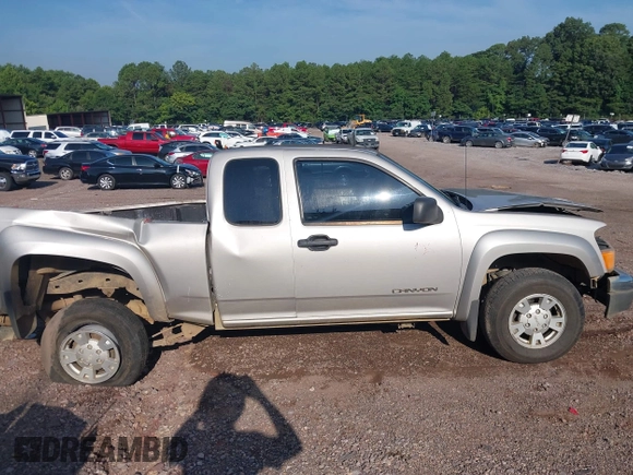 2005 GMC Canyon SLE Z71 with VIN 1GTDS196558220056, listed as a IAAI auction lot 39811631 with 274,702 mi miles. Bid and sale history available at carsss.com. Image 13.