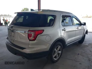 2018 Ford Explorer XLT with VIN 1FM5K7D82JGA19887, listed as a IAAI auction lot 42049120 with 105,748 mi miles and . Bid and sale history available at DreamBid. Image 4.