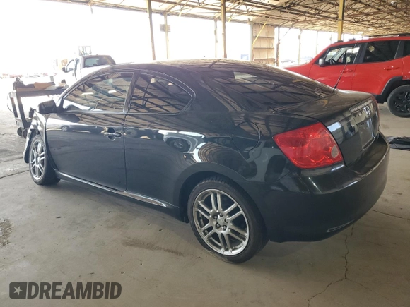 2006 Scion tC z VIN JTKDE177X60065130, wystawiony jako Copart lot #54946675 z przebiegiem 60 926 mil mil oraz Szkoda całkowita • Salvage title. Historia ofert i sprzedaży dostępna na DreamBid. Obrazek 2.