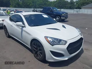 2013 Hyundai Genesis Coupe Premium z VIN KMHHT6KD4DU088543, wystawiony jako IAAI lot #42580445 z przebiegiem 149 303 mil mil oraz . Historia ofert i sprzedaży dostępna na DreamBid. Obrazek 1.