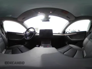 2024 Tesla Model Y с VIN 7SAYGDEDXRF054960, выставлен на аукционе IAAI как лот 42585098 с пробегом 17 703 миль миль и . История ставок и продаж доступна на DreamBid. Изображение 19.
