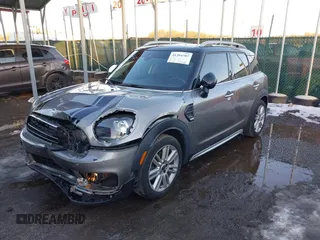2019 MINI Countryman Cooper with VIN WMZYS7C58K3F47079, listed as a IAAI auction lot 41394707 with 48,917 mi miles. Bid and sale history available at carsss.com. Image 17.