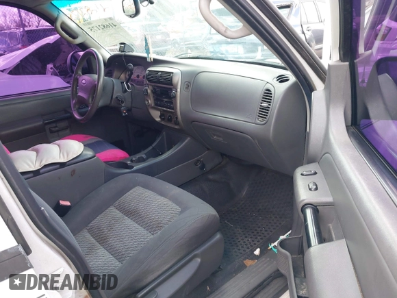 2004 Ford Explorer Sport Trac XLS с VIN 1FMZU77K54UA13297, выставлен на аукционе IAAI как лот 41682175 с пробегом 129 000 миль миль и . История ставок и продаж доступна на DreamBid. Изображение 5.