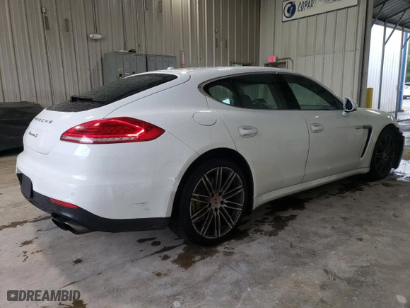 2014 Porsche Panamera S E-Hybrid with VIN WP0AD2A76EL044901, listed as a Copart auction lot 72330484 with 109,891 mi miles and Salvage Title. Bid and sale history available at carsss.com. Image 3.