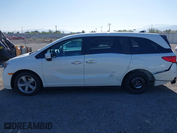 2019 Honda Odyssey EX-L with VIN 5FNRL6H78KB043279, listed as a IAAI auction lot 42041202 with 67,007 mi miles. Bid and sale history available at carsss.com. Image 15.