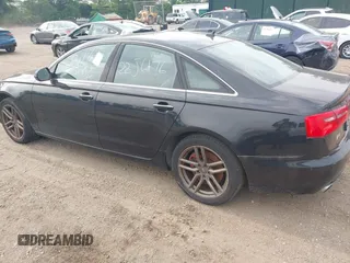 2015 Audi A6 Premium Plus z VIN WAUGFAFCXFN010306, wystawiony jako IAAI lot #42505993 z przebiegiem Nie podano mil oraz . Historia ofert i sprzedaży dostępna na DreamBid. Obrazek 3.