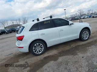 2016 Audi Q5 Premium Plus with VIN WA1L2AFPXGA136183, listed as a IAAI auction lot 41898224 with 117,640 mi miles. Bid and sale history available at carsss.com. Image 4.