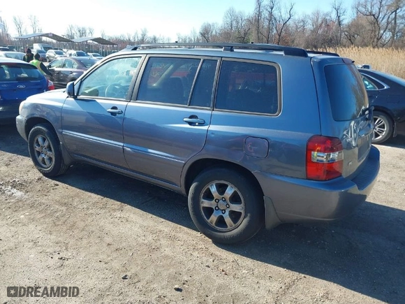 2005 Toyota Highlander with VIN JTEDP21AX50087344, listed as a IAAI auction lot 41832299 with 278,329 mi miles. Bid and sale history available at carsss.com. Image 3.
