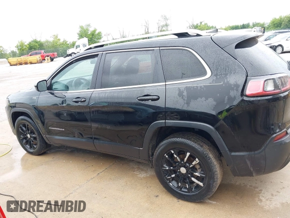 2019 Jeep Cherokee Latitude с VIN 1C4PJLCB5KD358250, выставлен на аукционе IAAI как лот 42504518 с пробегом 171 655 миль миль и . История ставок и продаж доступна на DreamBid. Изображение 14.