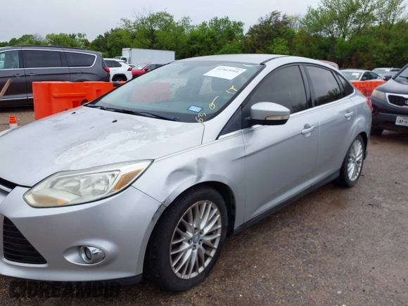 2012 Ford Focus SEL with VIN 1FAHP3H22CL102110, listed as a IAAI auction lot 41963966 with 151,538 mi miles. Bid and sale history available at carsss.com. Image 6.
