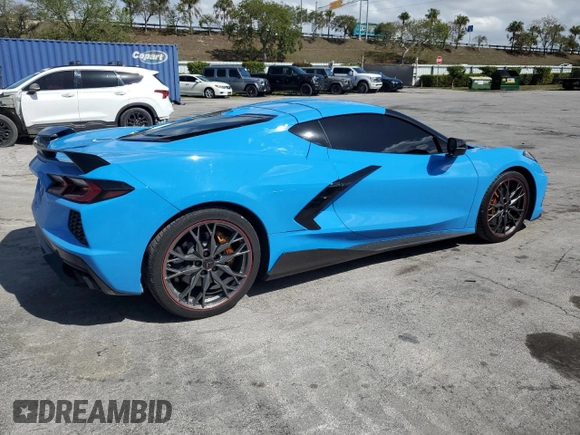 2022 Chevrolet Corvette 2LT with VIN 1G1YB2D49N5115320, listed as a Copart auction lot 47008445 with 17,102 mi miles and Clean Title. Bid and sale history available at carsss.com. Image 3.