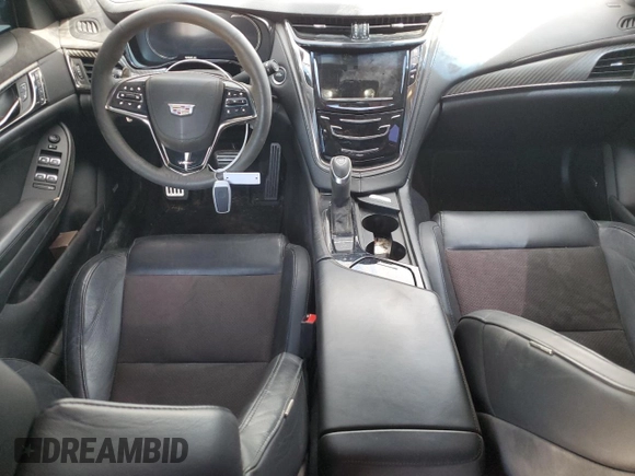 2017 Cadillac CTS-V z VIN 1G6A15S65H0216411, wystawiony jako Copart lot #72227484 z przebiegiem 57 241 mil mil oraz Szkody całkowita. Historia ofert i sprzedaży dostępna na DreamBid. Obrazek 8.