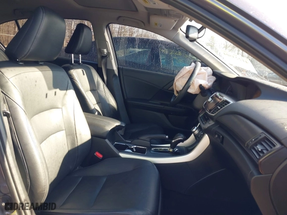 2015 Honda Accord Sedan EX-L with VIN 1HGCR3F82FA031708, listed as a IAAI auction lot 41223504 with 91,559 mi miles. Bid and sale history available at carsss.com. Image 5.