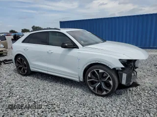 2024 Audi RS Q8 z VIN WU1ARBF17RD000253, wystawiony jako Copart lot #53787575 z przebiegiem 10 792 mil mil oraz Szkoda całkowita • Salvage title. Historia ofert i sprzedaży dostępna na DreamBid. Obrazek 4.