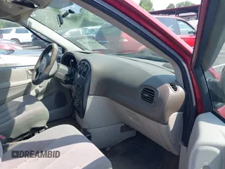 2006 Dodge Caravan SXT with VIN 1D4GP45RX6B738977, listed as a IAAI auction lot 42476253 with 194,196 mi miles and . Bid and sale history available at DreamBid. Image 5.