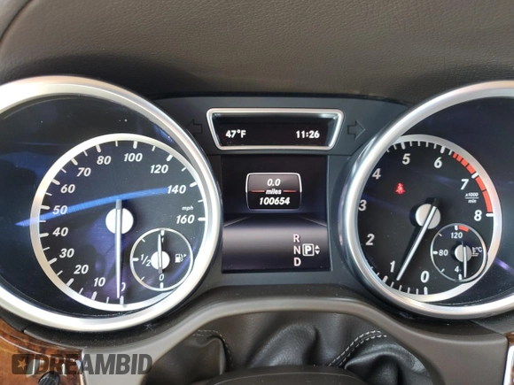 2014 Mercedes-Benz M 550 with VIN 4JGDA7DB3EA303533, listed as a Copart auction lot 89185595 with Not Provided miles and Salvage Title. Bid and sale history available at carsss.com. Image 9.
