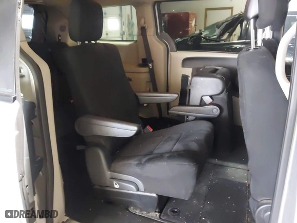 2011 Dodge Grand Caravan Mainstreet with VIN 2D4RN3DG2BR787238, listed as a IAAI auction lot 41587629 with 229,189 mi miles. Bid and sale history available at carsss.com. Image 8.