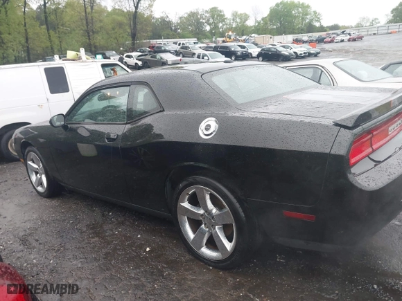 2011 Dodge Challenger with VIN 2B3CJ4DG2BH570266, listed as a IAAI auction lot 41943705 with 172,524 mi miles. Bid and sale history available at carsss.com. Image 14.
