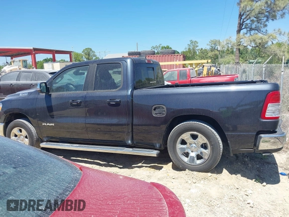 2021 Ram 1500 Lone Star z VIN 1C6RREBT0MN630263, wystawiony jako IAAI lot #41887871 z przebiegiem 52 386 mil mil oraz . Historia ofert i sprzedaży dostępna na DreamBid. Obrazek 14.