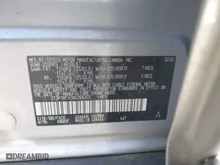 2022 Toyota RAV4 XLE with VIN 2T3P1RFV3NC266202, listed as a IAAI auction lot 41702818 with 62,043 mi miles. Bid and sale history available at carsss.com. Image 9.