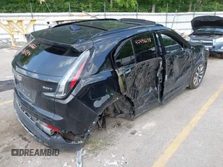 2019 Cadillac XT4 AWD Sport с VIN 1GYFZFR44KF140894, выставлен на аукционе IAAI как лот 42496698 с пробегом 79 768 миль миль и . История ставок и продаж доступна на DreamBid. Изображение 4.