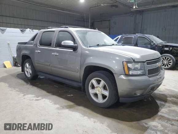 2008 Chevrolet Avalanche LT w/3LT with VIN 3GNFK12388G279813, listed as a Copart auction lot 41590555 with 333,711 mi miles and Clean Title. Bid and sale history available at carsss.com. Image 4.