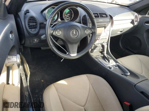 2009 Mercedes-Benz SLK-Class 3.0L with VIN WDBWK54F79F190128, listed as a Copart auction lot 80048934 with 32,354 mi miles and Salvage Title. Bid and sale history available at carsss.com. Image 8.