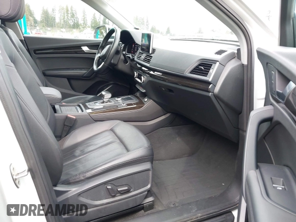 2020 Audi Q5 Premium Plus with VIN WA1BNAFY2L2014594, listed as a IAAI auction lot 41765211 with 63,600 mi miles. Bid and sale history available at carsss.com. Image 5.